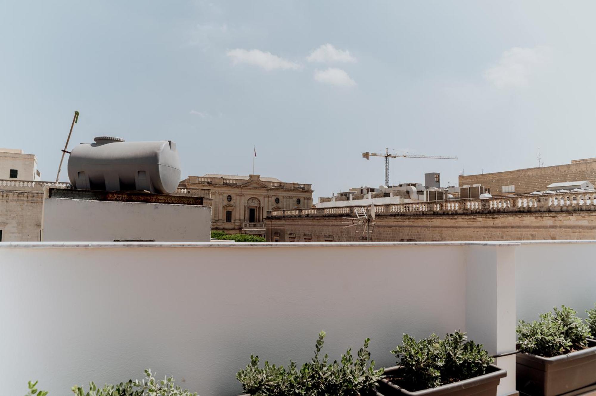 King Charles Hotel فاليتا المظهر الخارجي الصورة