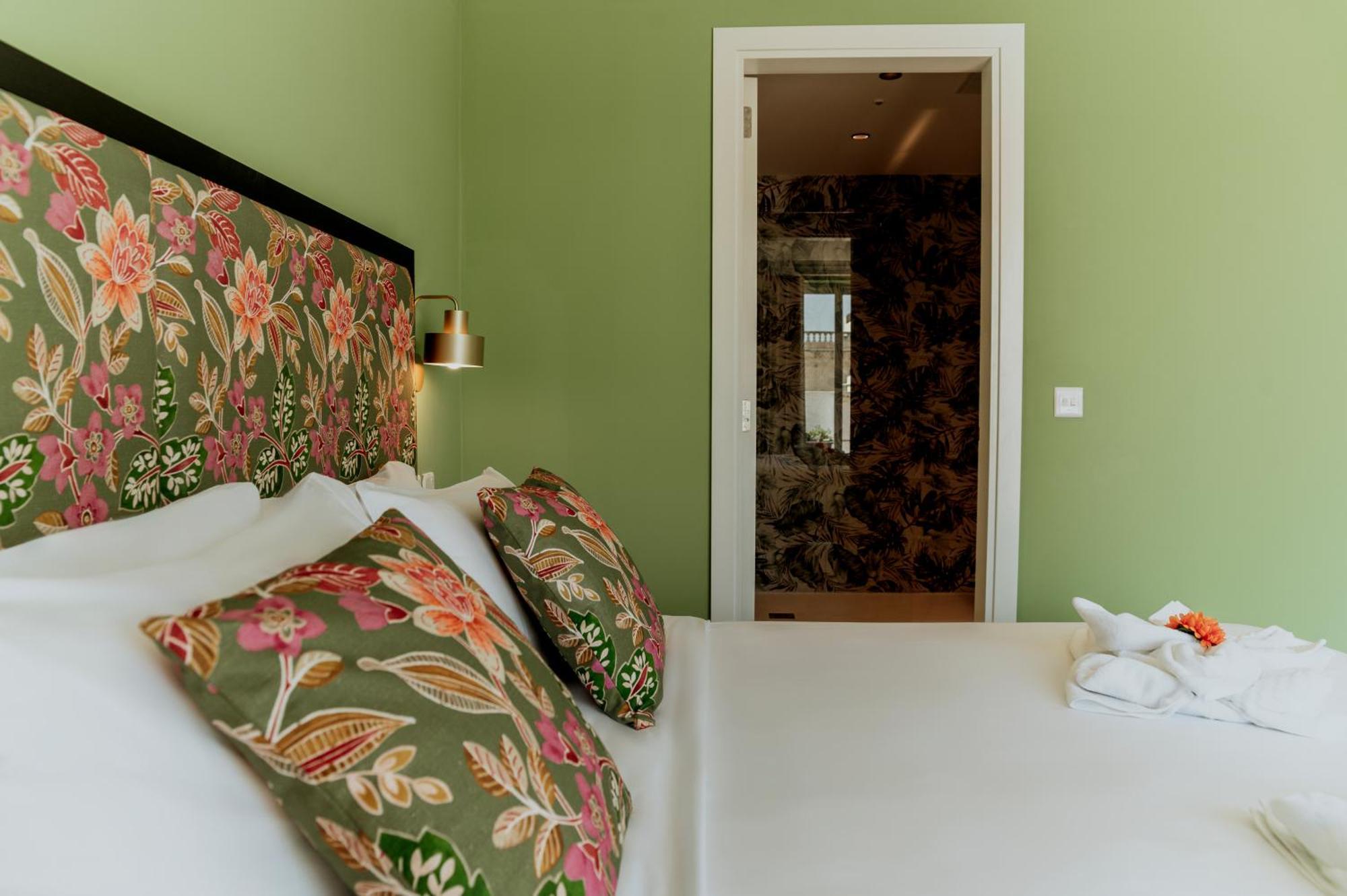 King Charles Hotel فاليتا المظهر الخارجي الصورة