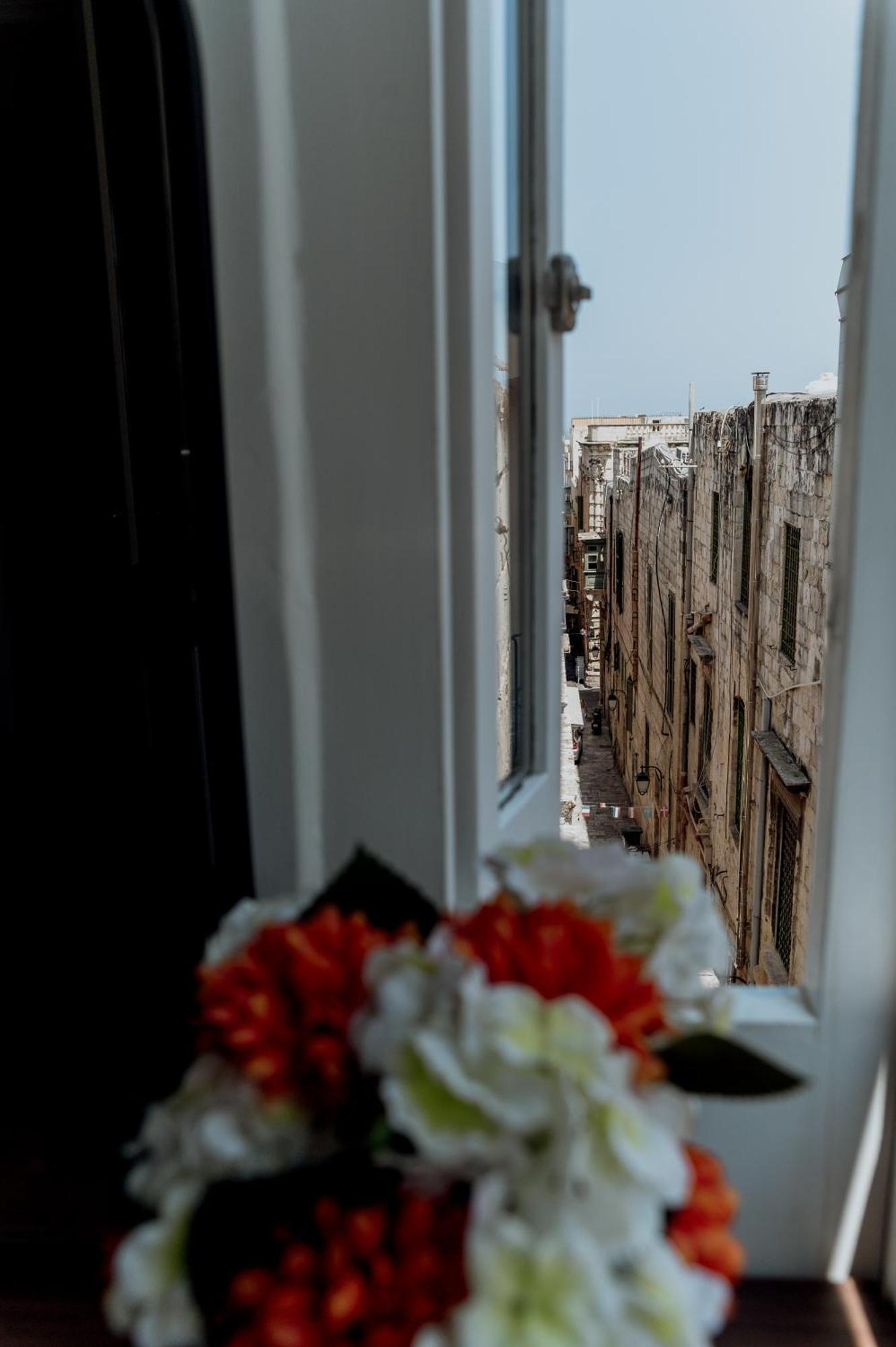 King Charles Hotel فاليتا المظهر الخارجي الصورة